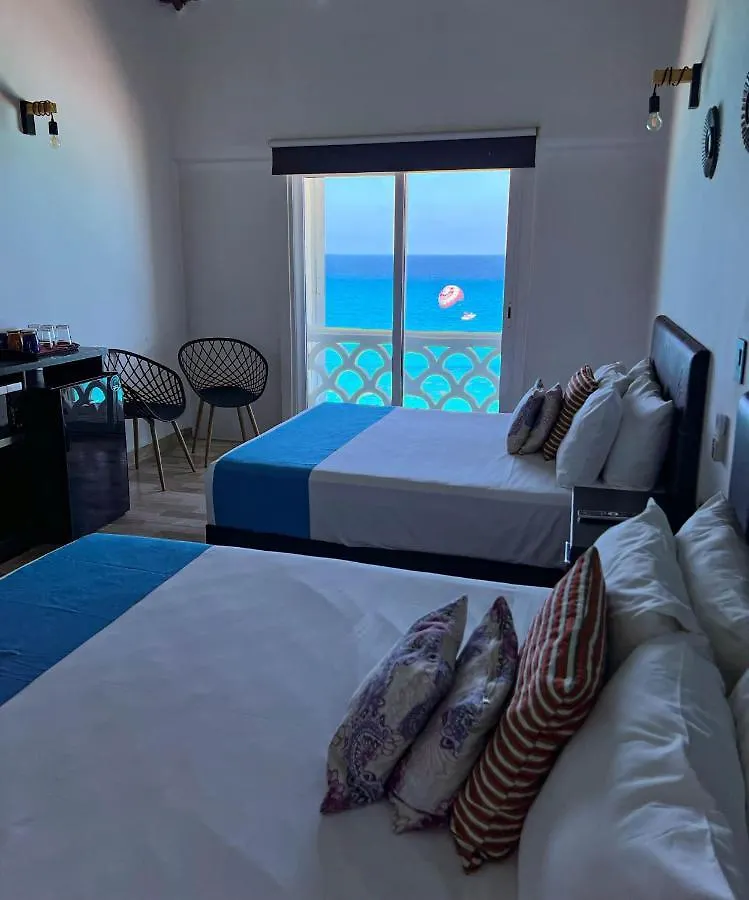 Seashore Apartment Cancun