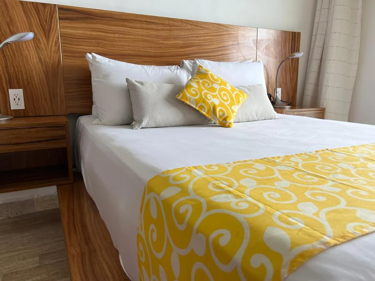 Seashore Apartment Cancún