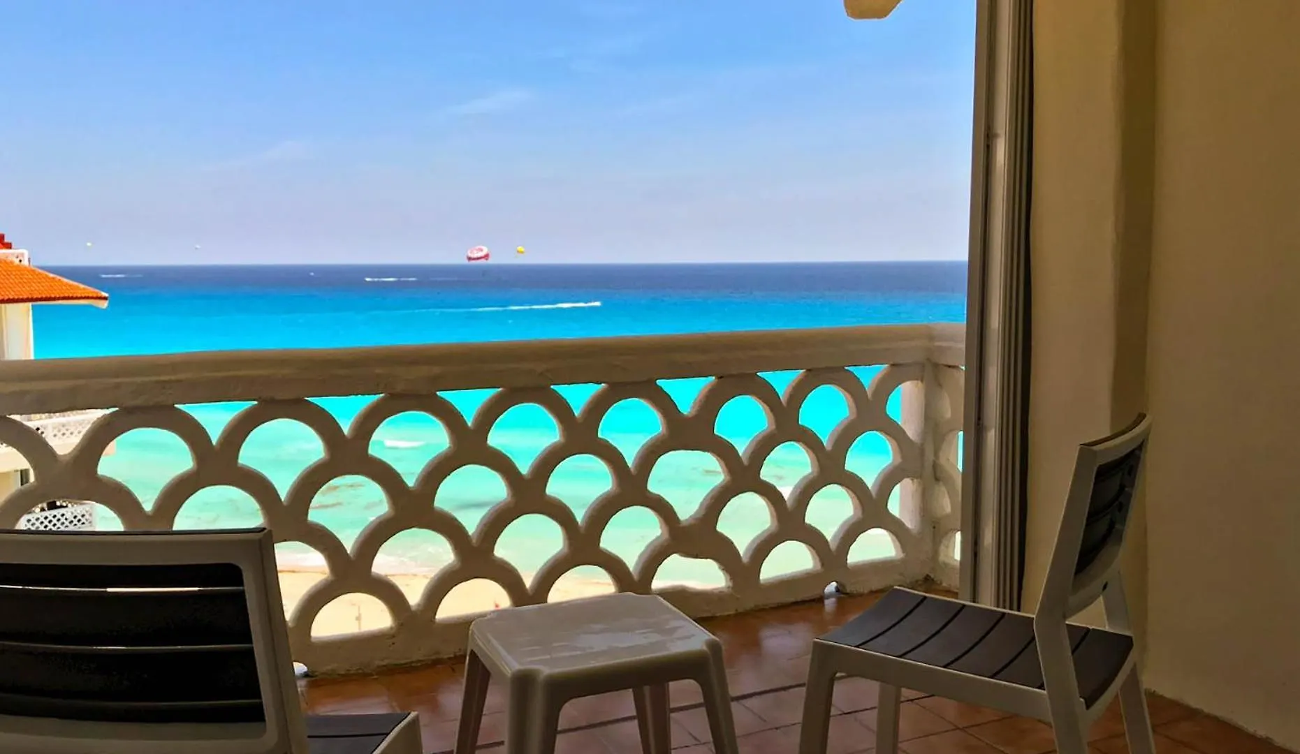 Seashore Apartment Канкун